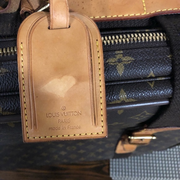 LV  VINTAGE 💯 AUTHENTIC!! - Picture 8 of 8